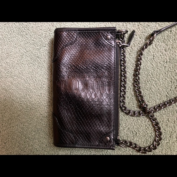 Unique Coach Crossbody. - Picture 9 of 11